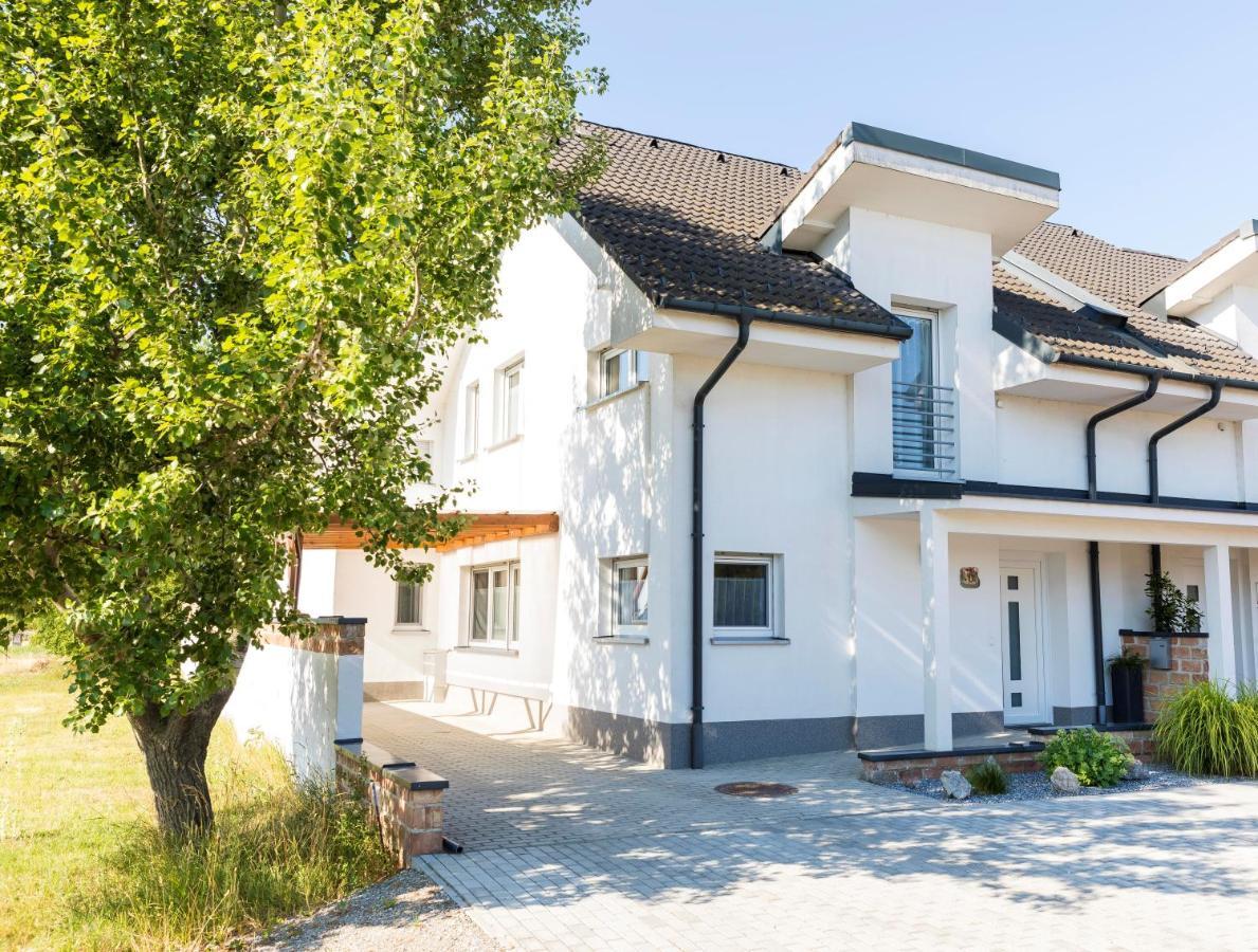 Domizil Illmitz Villa Exterior photo